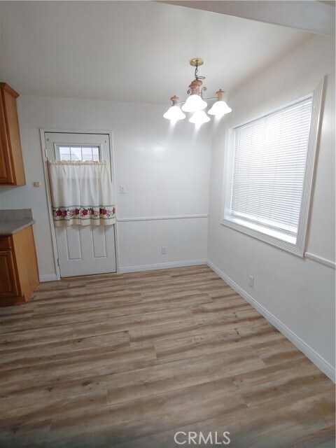 Building Photo - 712 E Yale St