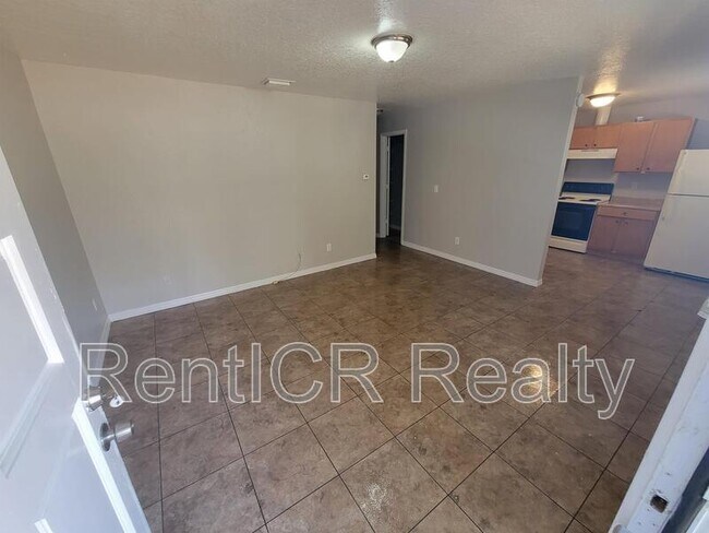 Building Photo - 1611 Miller Ave