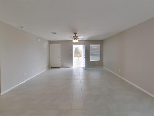 Building Photo - 8813 Red Fox Trl