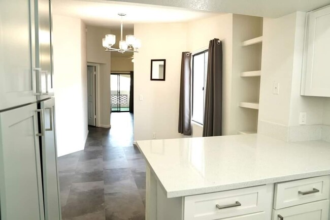 Foto del edificio - 8455 W Sahara Ave