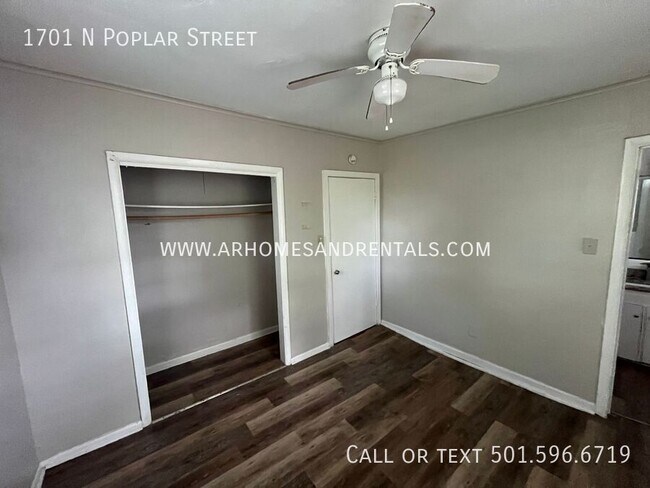 Building Photo - 1701 N Poplar St