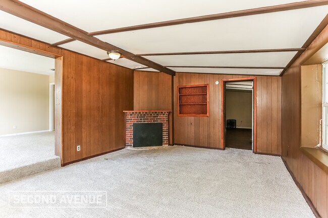 Foto del edificio - 6815 Bambi Ln
