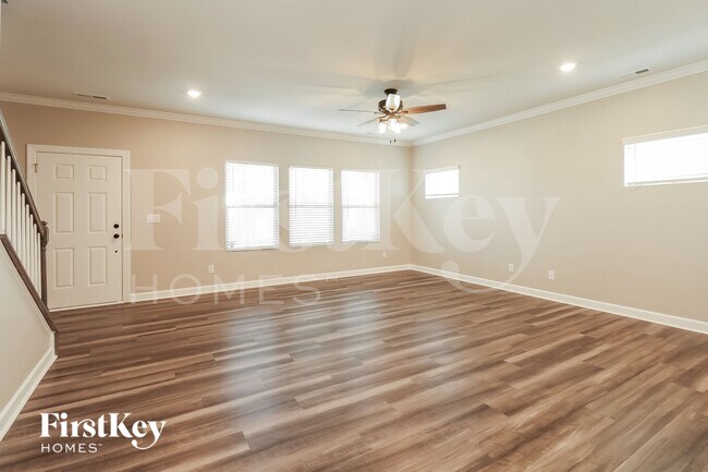 Building Photo - 4003 Armstrong Farm Dr