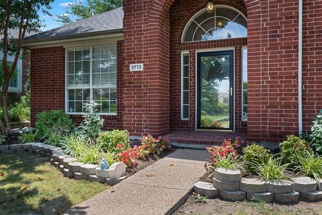 Building Photo - 9713 Beck Dr
