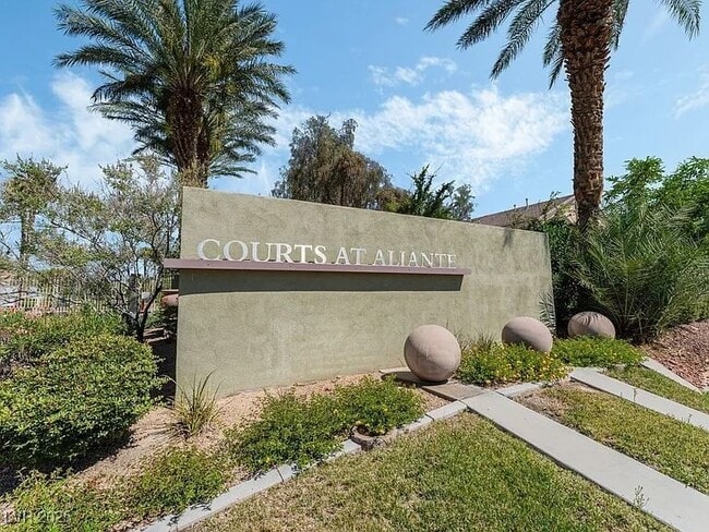 Foto del edificio - 3212 Regal Swan Pl