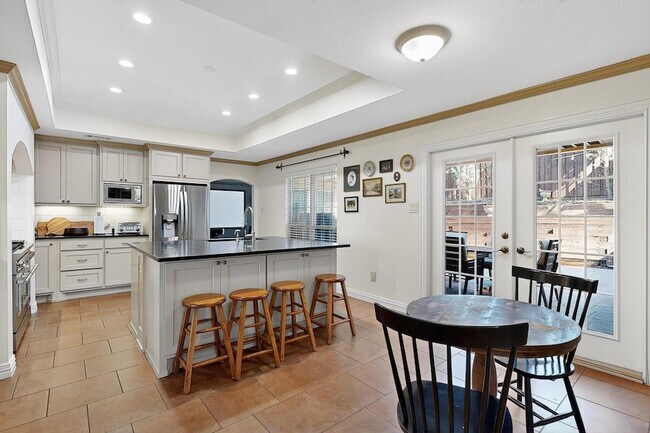 Foto del edificio - 2806 Sausalito Dr