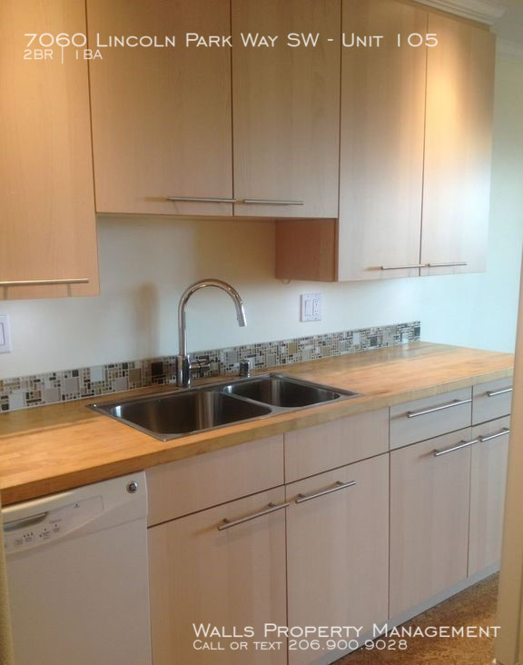 Foto del edificio - 7060 Lincoln Park Way SW