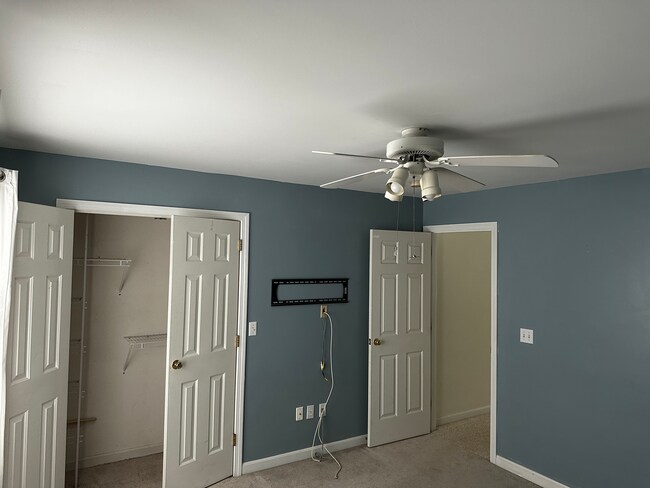 Building Photo - 53 Crossfield Dr