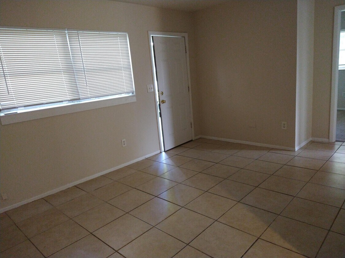 Primary Photo - 5549 59th Way N