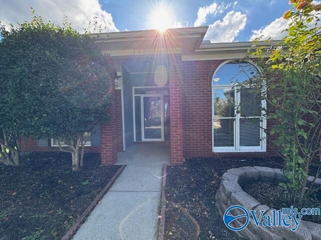 Foto del edificio - 106 Claytor Ln
