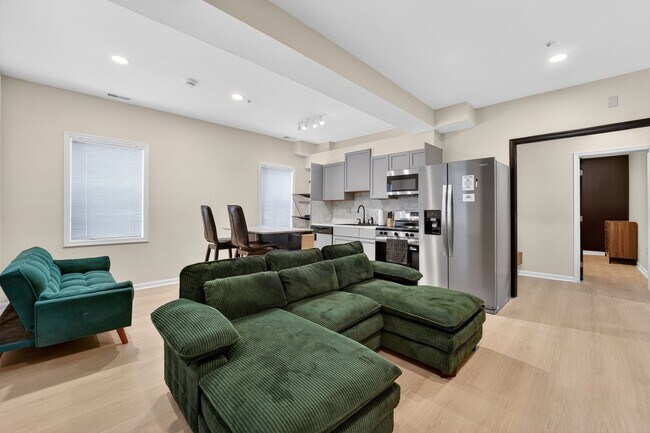 Foto del edificio - Private Basement Apartment for Rent!