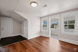 Building Photo - 1460 Boston St
