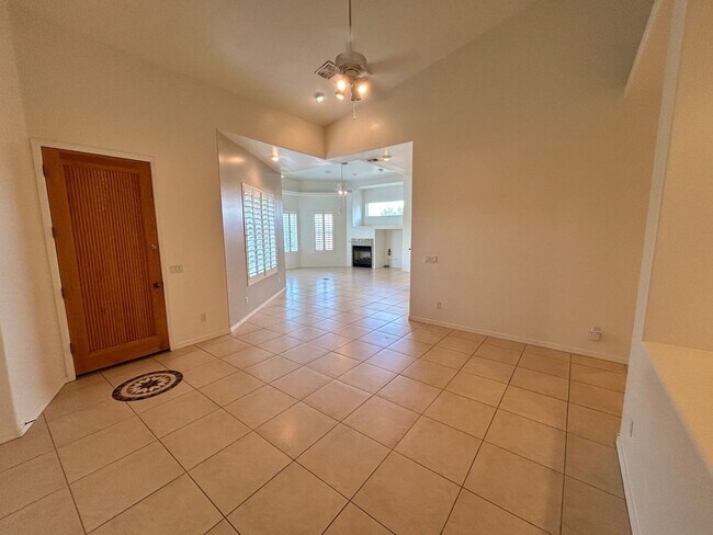 Foto del edificio - Black Canyon City Custom Home w/Pool & *NO...