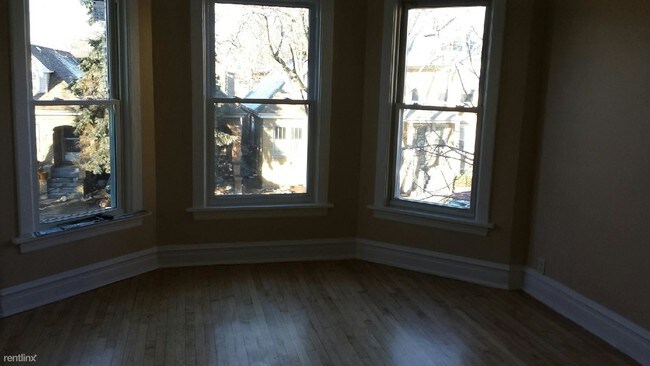 Foto del edificio - 4323 W Henderson St