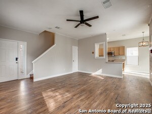 Building Photo - 1322 Dezarae St