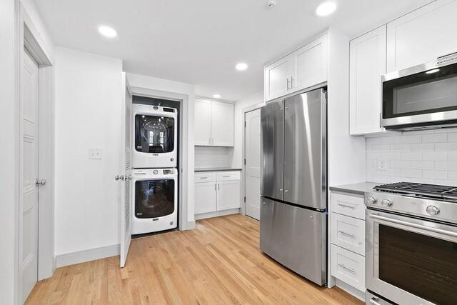 Building Photo - 4 Coppersmith Way