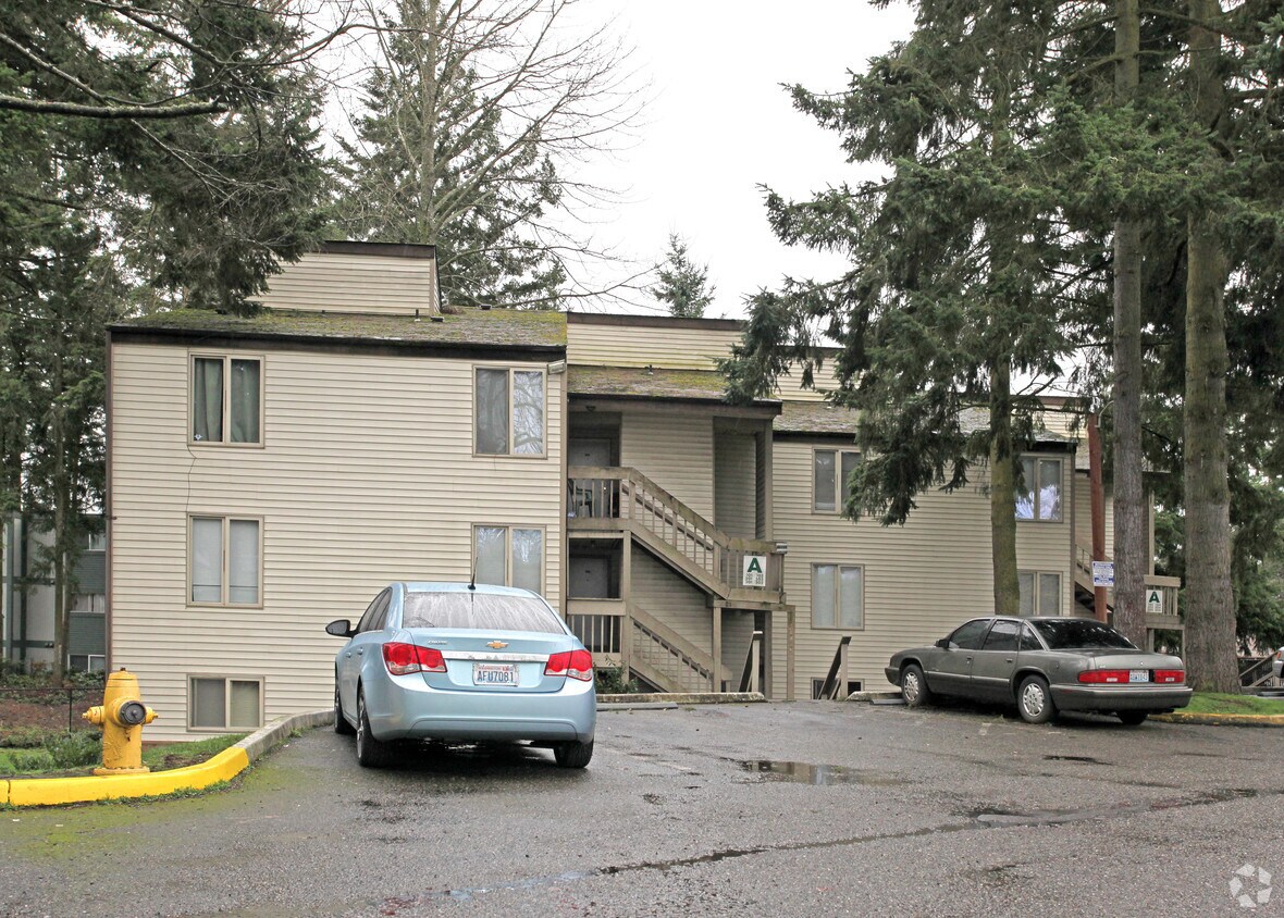 Foto del edificio - Madrona Park Apartments