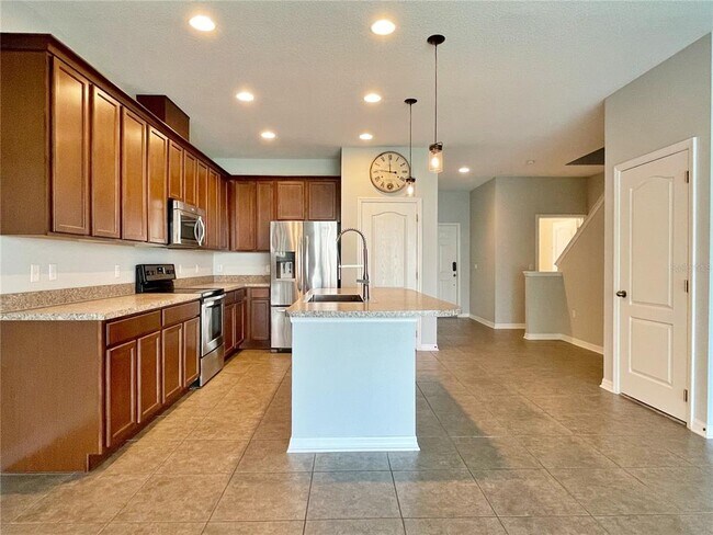 Building Photo - 2646 River Landing Dr