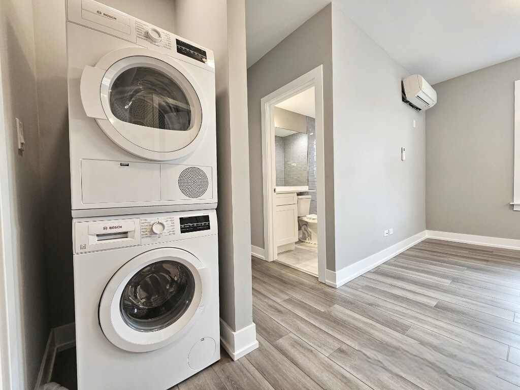 Foto principal - 3937 N Janssen Ave