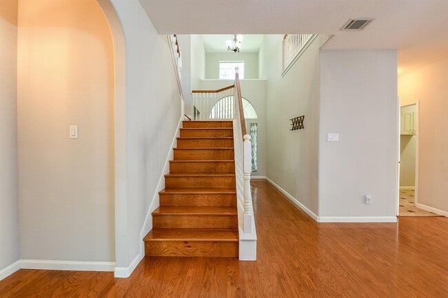 Foto del edificio - 18035 Somerset Knolls Ct