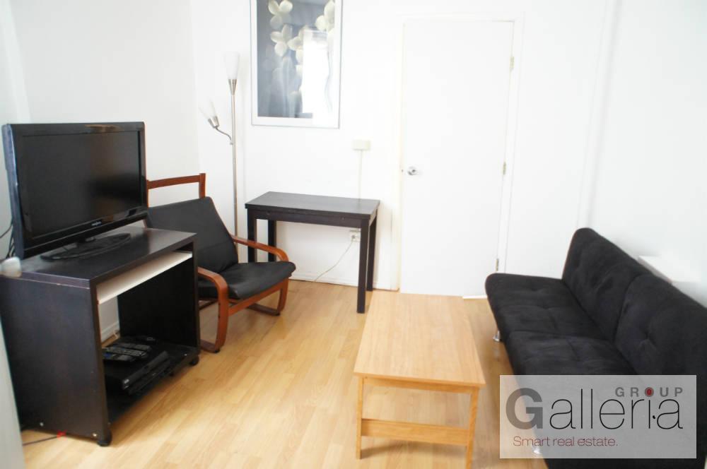 Primary Photo - 213 W 28th St