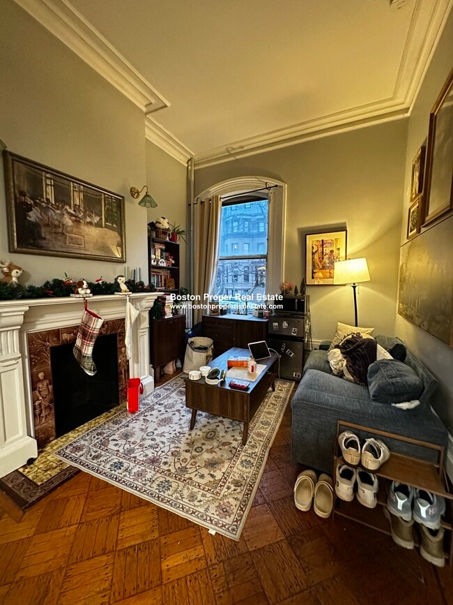 Building Photo - 116 Marlborough St