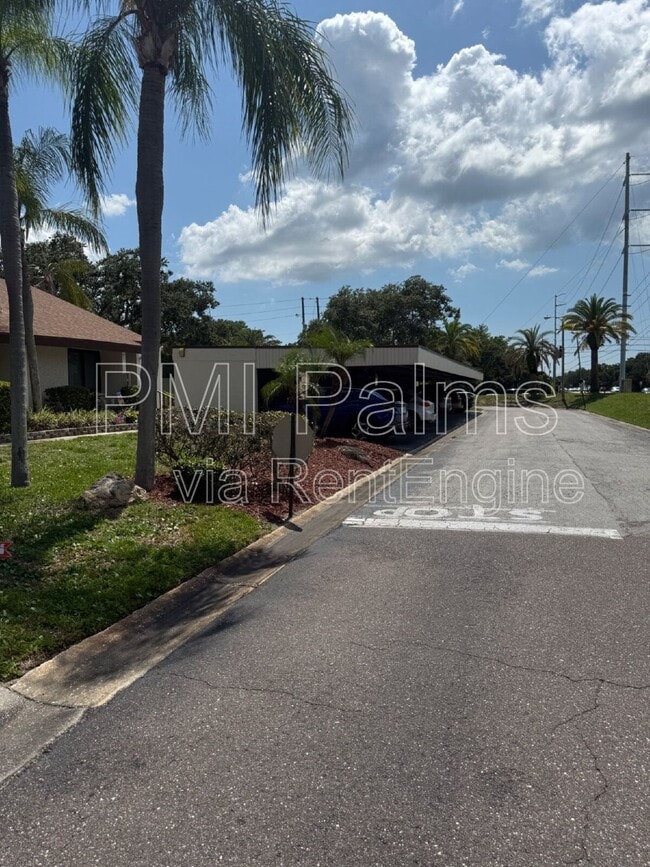 Building Photo - 2205 Belleair Rd