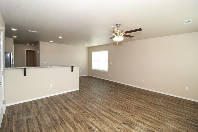 Building Photo - 1020 Clearspring Ct