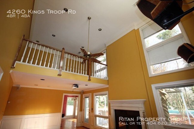 Building Photo - 4260 Kings Troop