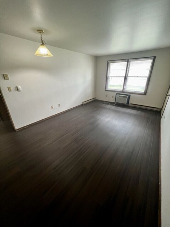 Foto del edificio - 420 S Maple Ave - Apartments