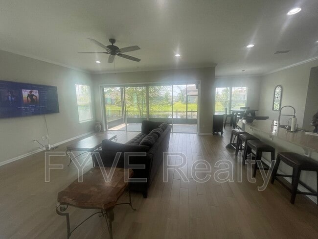 Building Photo - 15790 Whitebark Dr