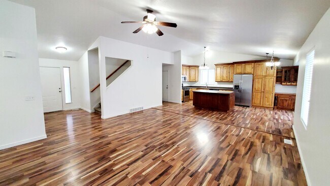 Foto del edificio - 4446 Shiprock Pl