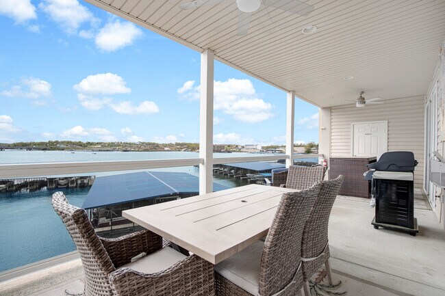 Foto del edificio - 1225 Lands End Pky