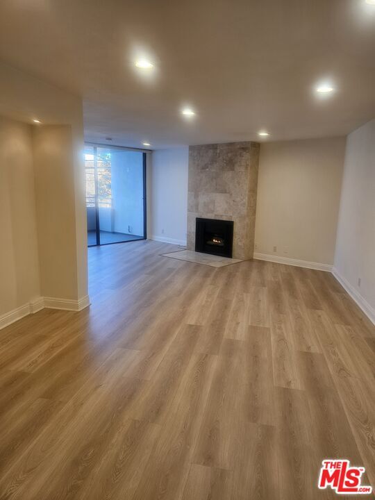 Building Photo - 15480 Antioch St