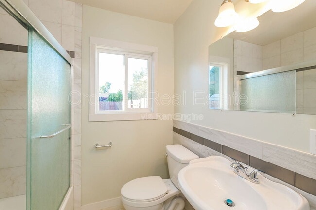 Foto del edificio - 365 W 12th St