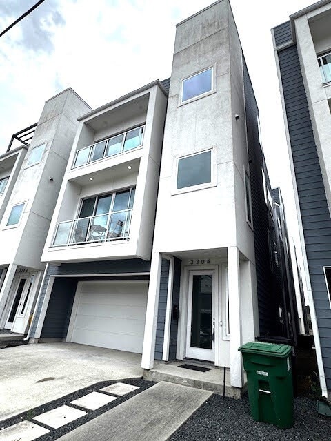 Building Photo - 3304 Cline St