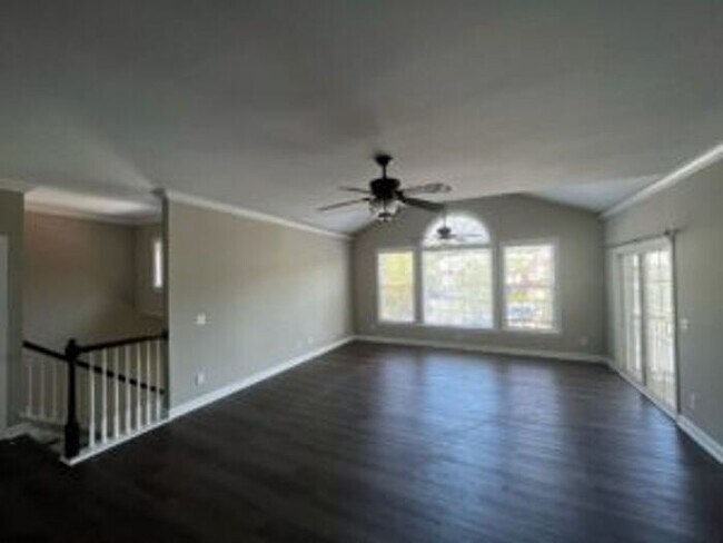 Foto del edificio - 1411 Belcourt Ln