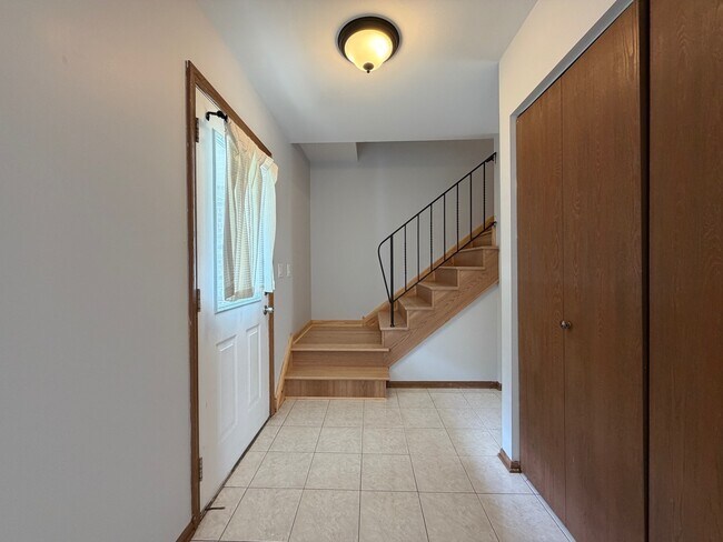 Foto del edificio - 1724 Hall Pl