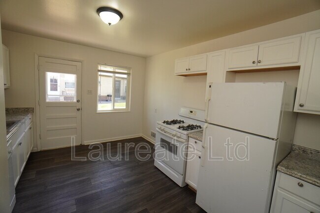 Foto del edificio - 4475 E Yale Ave