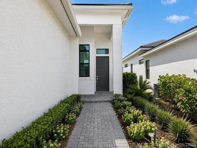 Foto del edificio - 9148 SW Esule Way