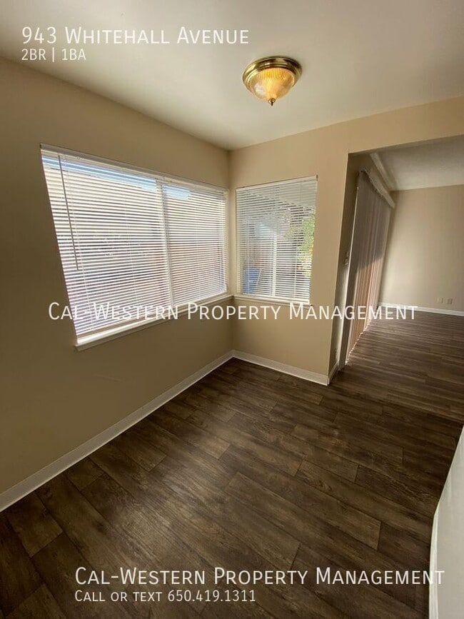 Building Photo - 943 Whitehall Ave