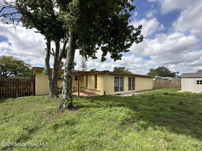 Foto del edificio - 1082 Madrid Rd