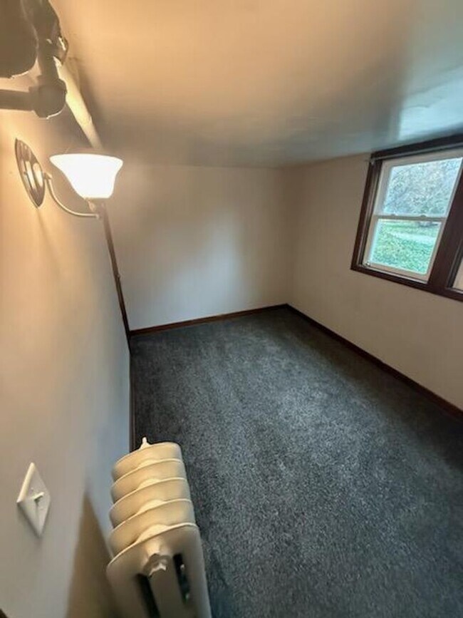 Foto del edificio - 4924 Davenport St