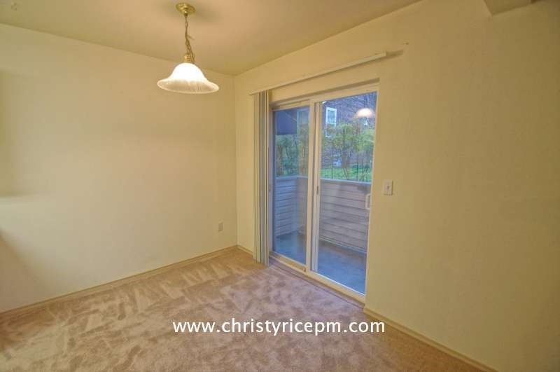 Foto del edificio - 906 N 96th St