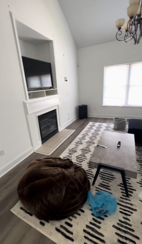 Building Photo - 2308 Pendleton St