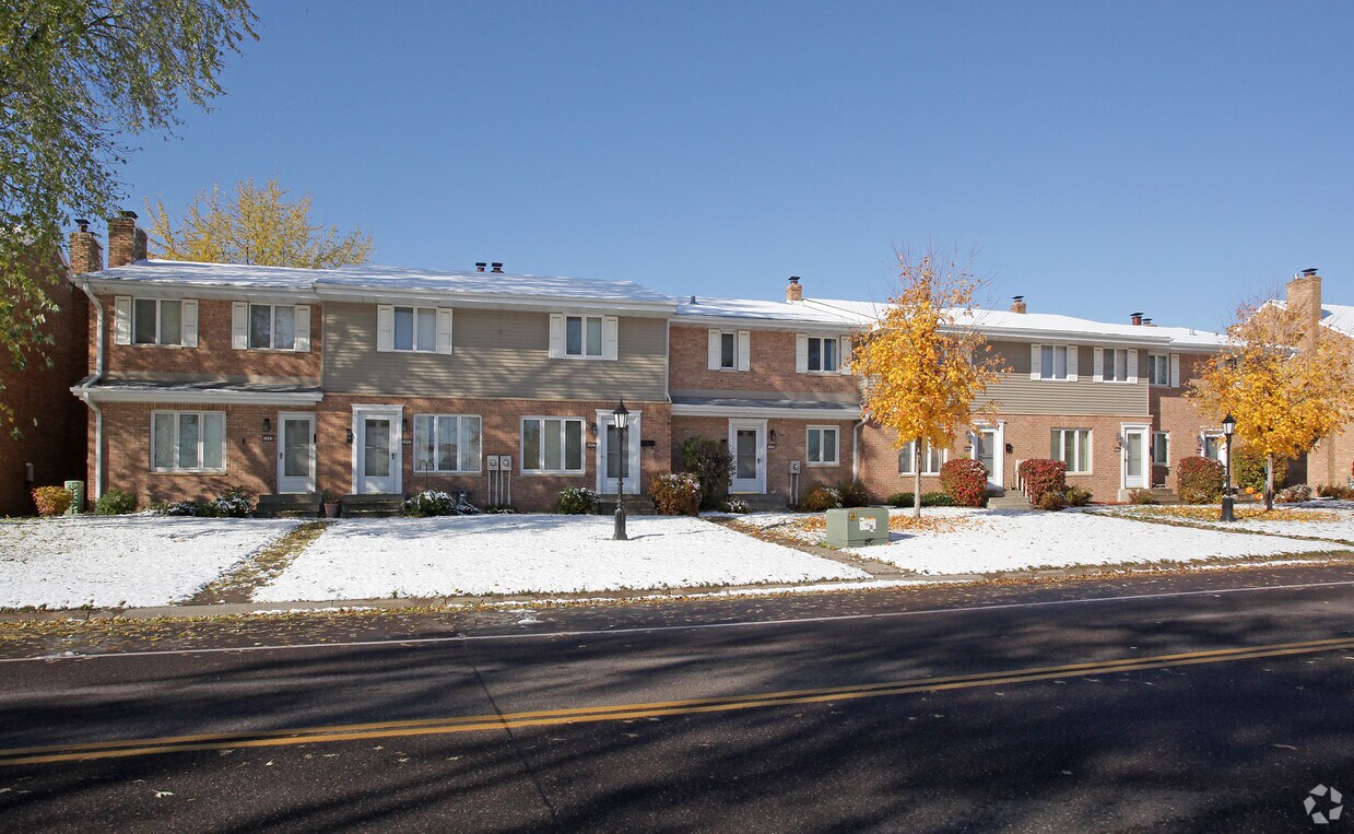 Foto del edificio - 1993 Desoto St N