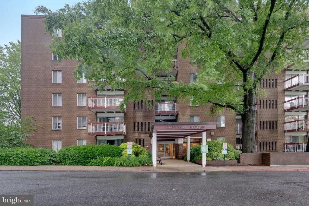 Primary Photo - 10850 Green Mountain Cir