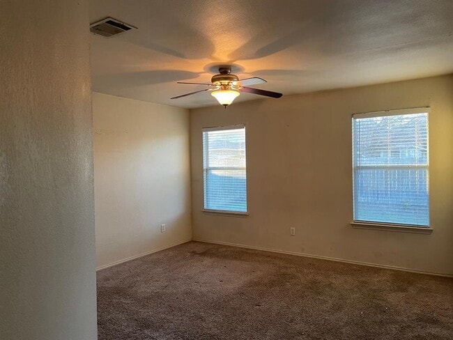 Foto del edificio - 289 Spring Branch Loop