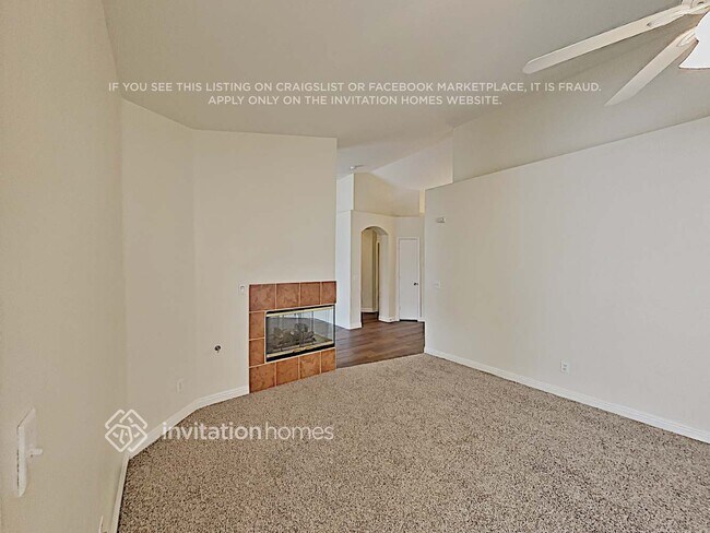 Building Photo - 3725 St Charles Ct