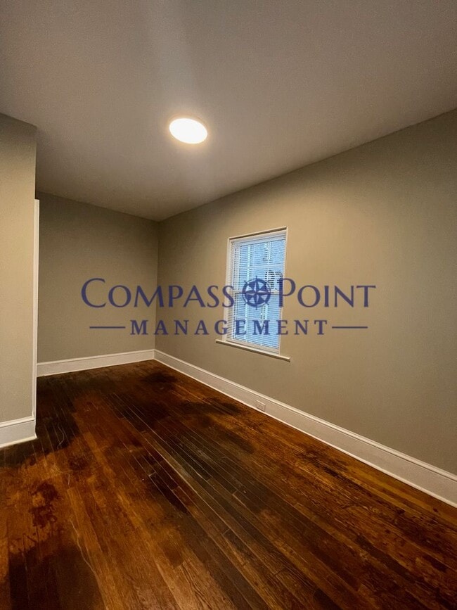 Foto del edificio - Welcome To Your New Home! FIRST MONTH'S RENT FREE!!